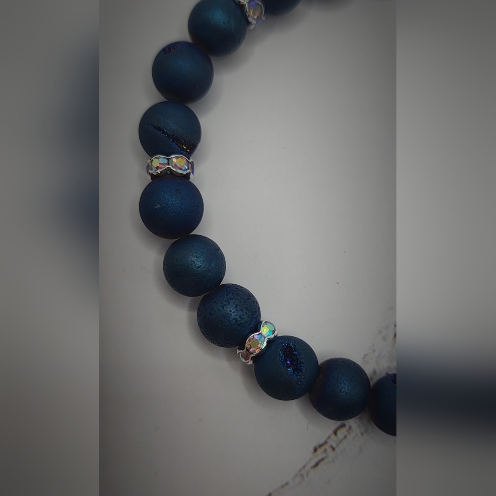 Blue Druzy Agate gemstone stretch bracelet Design by FreeSpirit (Me!)